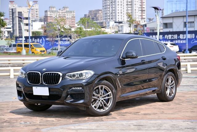 BMW寶馬 X4 XDRIVE30I  第1張相片