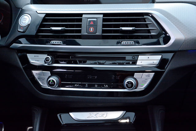 BMW寶馬 X4 XDRIVE30I  第16張相片