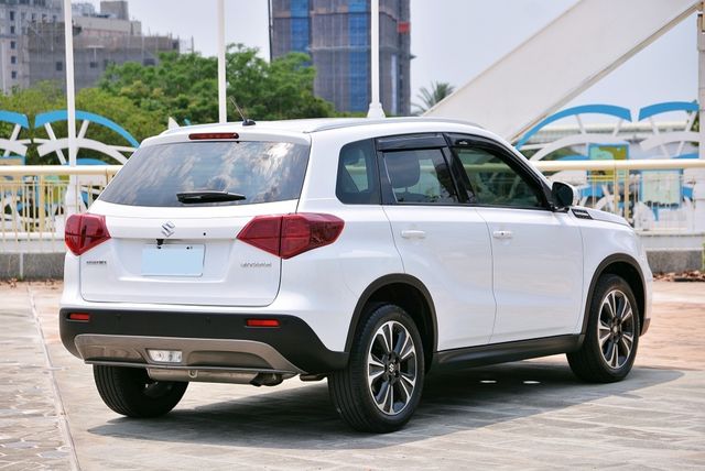 SUZUKI鈴木 VITARA  第2張相片