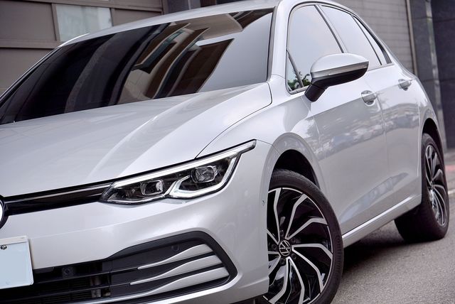 VOLKSWAGEN福斯 GOLF  第6張相片