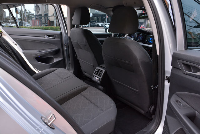 VOLKSWAGEN福斯 GOLF  第15張相片