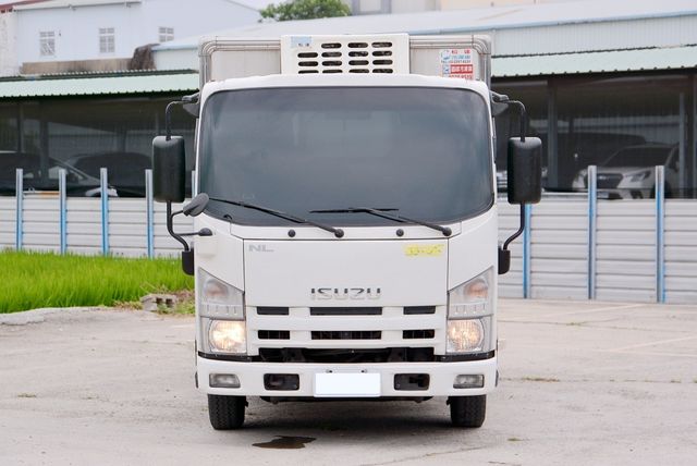 ISUZU五十鈴 NLR  第3張相片