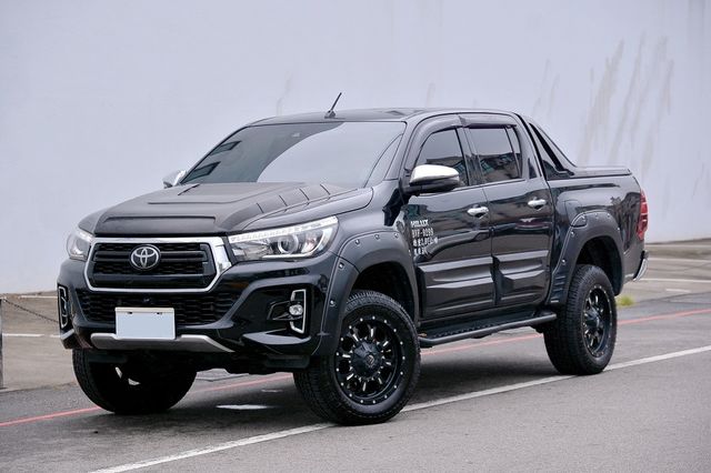 TOYOTA豐田 HILUX  第1張相片