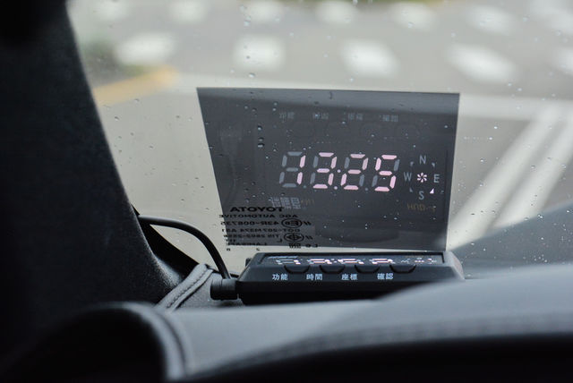 TOYOTA豐田 HILUX  第11張相片