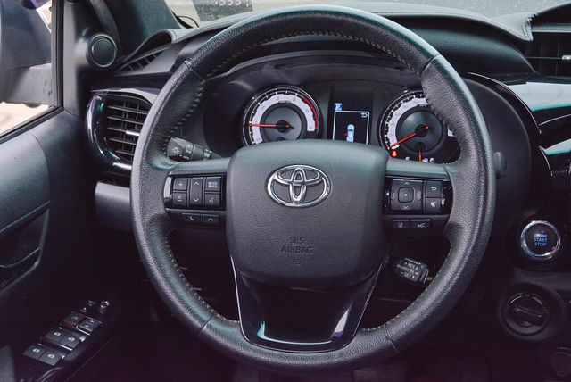 TOYOTA豐田 HILUX  第12張相片