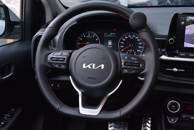 KIA起亞 PICANTO  第12張相片