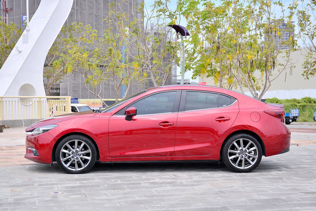 MAZDA馬自達 MAZDA 3  第9張相片