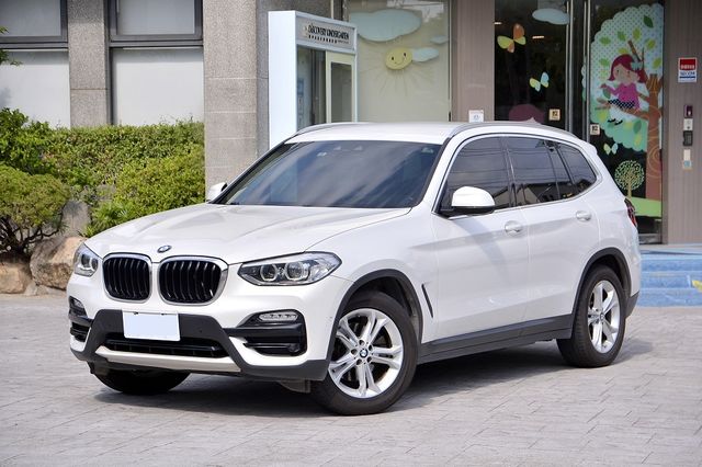 BMW寶馬 X4 XDRIVE20I  第1張相片