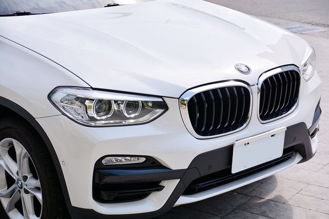 BMW寶馬 X4 XDRIVE20I  第7張相片