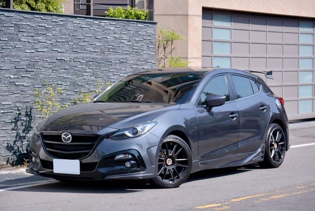 MAZDA馬自達 MAZDA 3  第1張相片