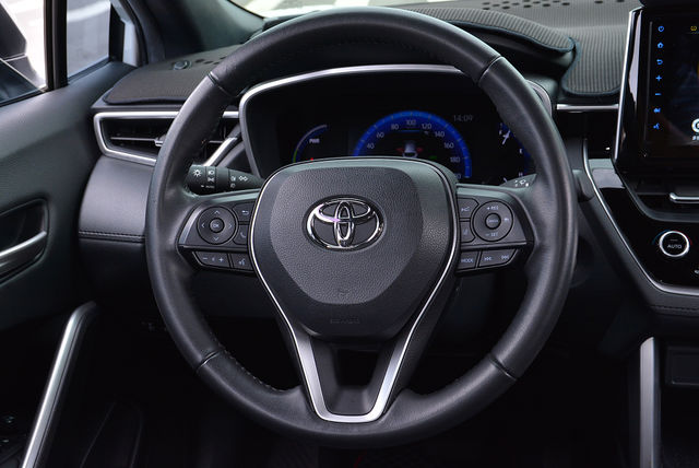 TOYOTA豐田 COROLLA CROSS HYBRID  第12張相片