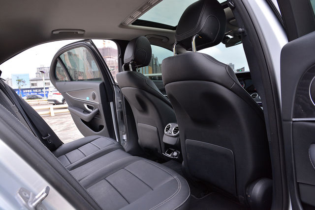 M-BENZ賓士 E200  第15張相片