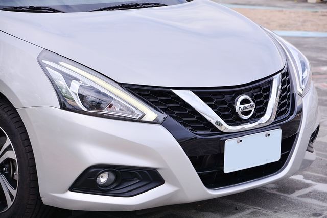 NISSAN日產 TIIDA  第7張相片
