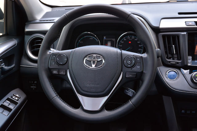 TOYOTA豐田 RAV4  第12張相片