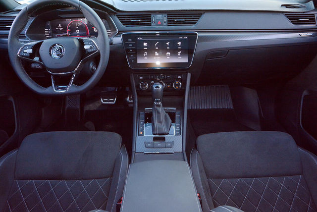 SKODA司科達 SUPERB COMBI  第15張相片