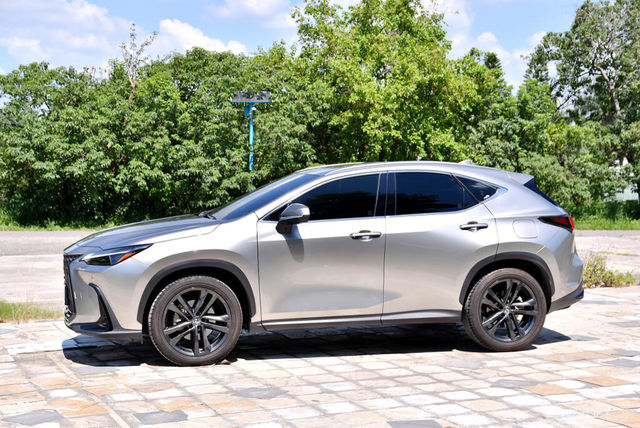 LEXUS凌志 NX250  第8張相片