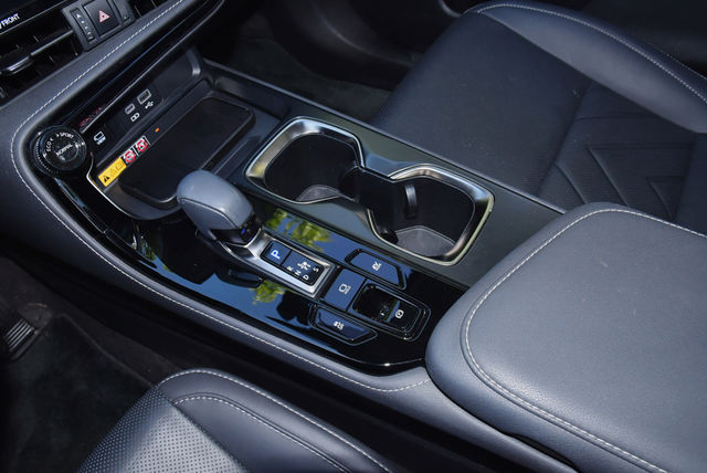 LEXUS凌志 NX350H  第18張相片