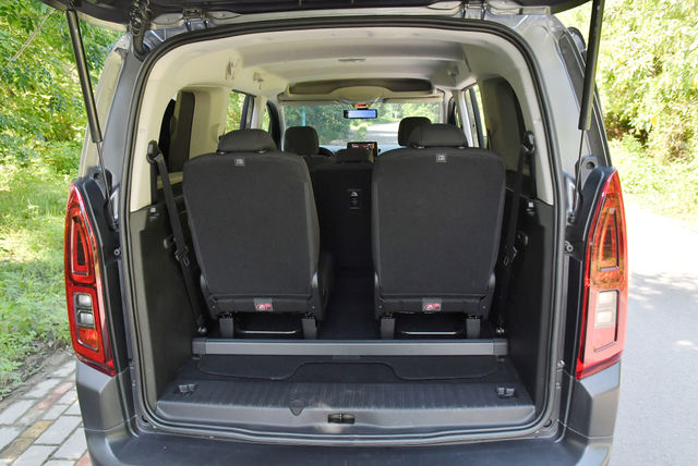 CITROEN雪鐵龍 BERLINGO  第19張相片