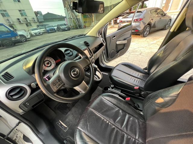 MAZDA馬自達 MAZDA 2  第14張相片