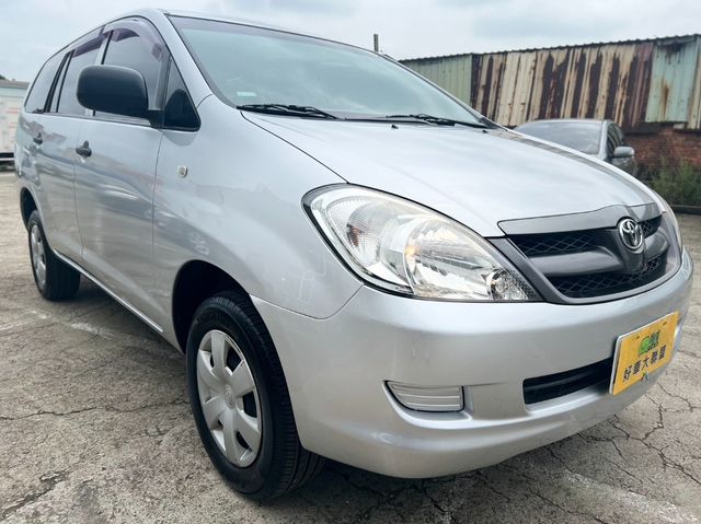 TOYOTA豐田 INNOVA  第3張相片
