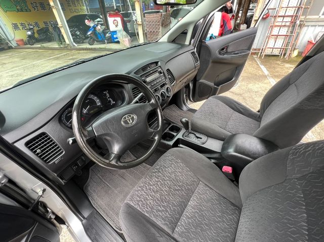TOYOTA豐田 INNOVA  第12張相片