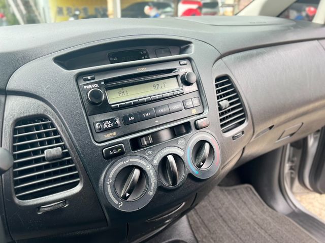 TOYOTA豐田 INNOVA  第16張相片