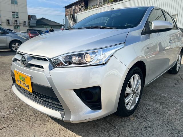 TOYOTA豐田 YARIS  第1張相片