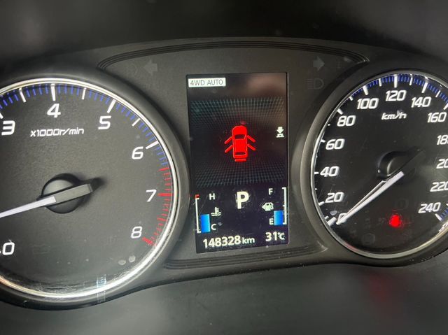 MITSUBISHI三菱 OUTLANDER  第20張相片