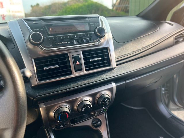 TOYOTA豐田 YARIS  第18張相片