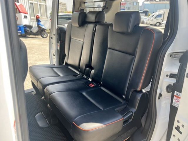 TOYOTA豐田 SIENTA  第9張相片