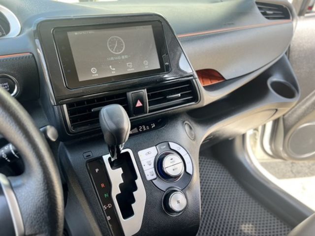 TOYOTA豐田 SIENTA  第16張相片