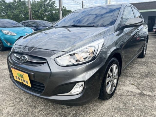 HYUNDAI現代 VERNA  第1張相片