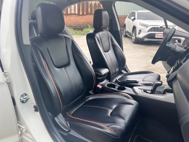 MITSUBISHI三菱 LANCER  第8張相片
