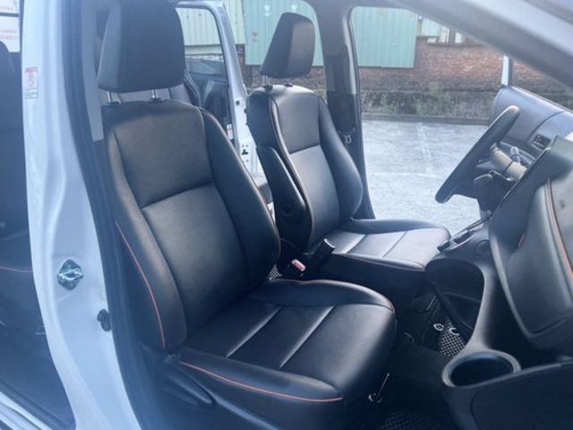 TOYOTA豐田 SIENTA  第8張相片