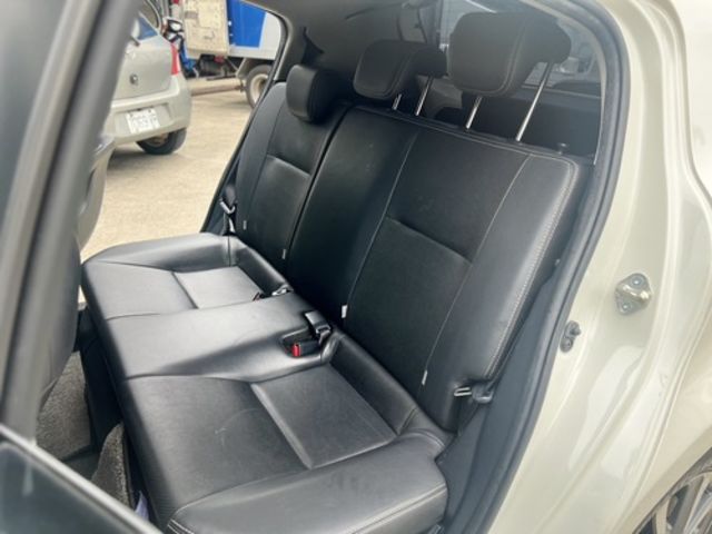 TOYOTA豐田 PRIUS C  第10張相片