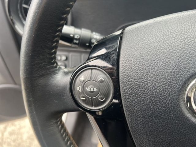 TOYOTA豐田 PRIUS C  第13張相片