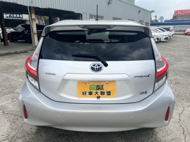 TOYOTA豐田 PRIUS C  第5張相片
