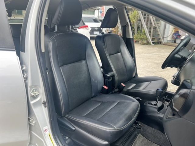 TOYOTA豐田 PRIUS C  第8張相片