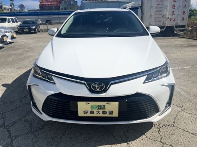 TOYOTA豐田 ALTIS  第2張相片
