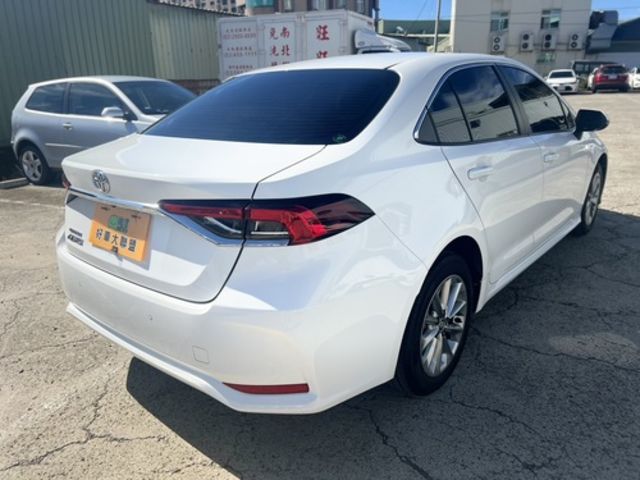 TOYOTA豐田 ALTIS  第4張相片