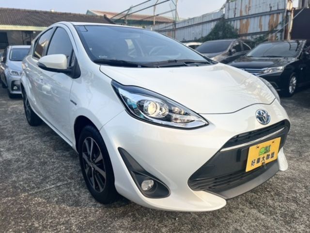 TOYOTA豐田 PRIUS C  第3張相片