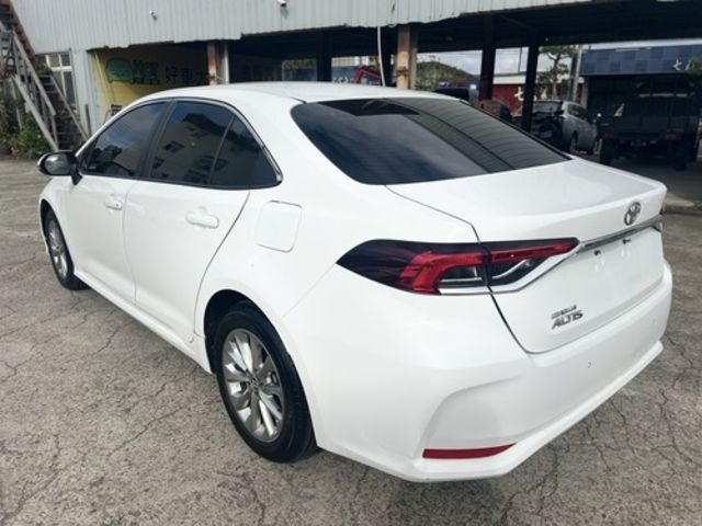 TOYOTA豐田 ALTIS  第6張相片