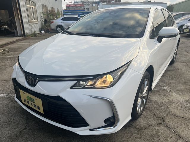 TOYOTA豐田 ALTIS  第1張相片