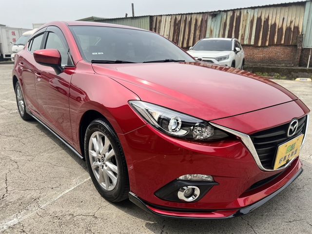 MAZDA馬自達 MAZDA 3  第3張相片