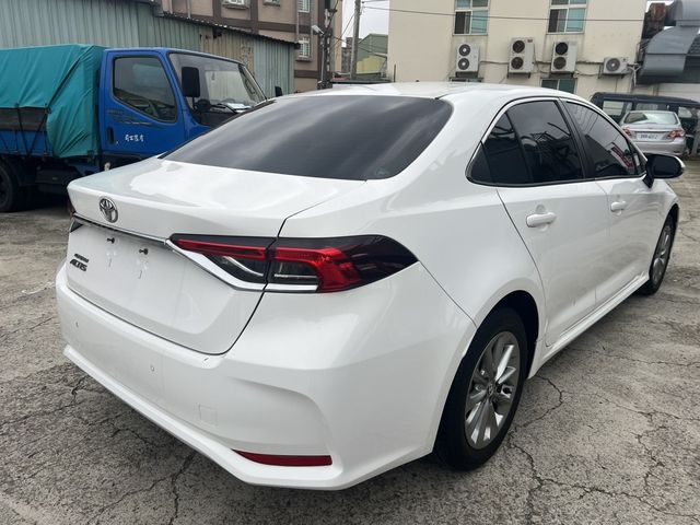 TOYOTA豐田 ALTIS  第7張相片