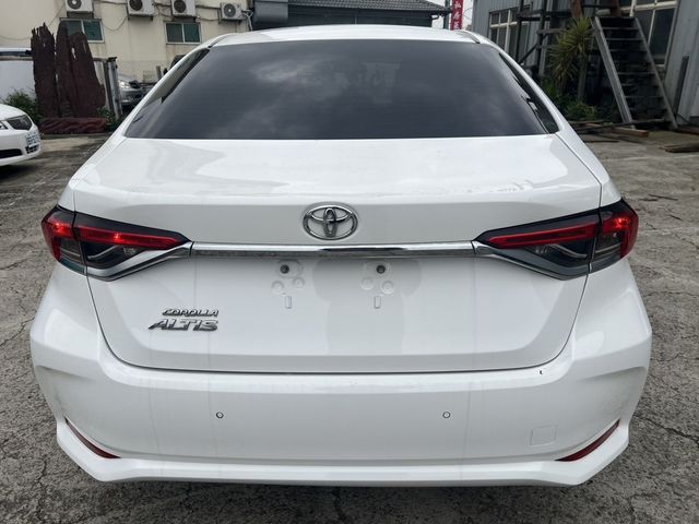 TOYOTA豐田 ALTIS  第9張相片