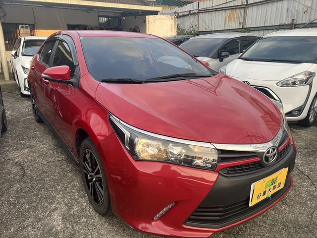TOYOTA豐田 ALTIS  第3張相片