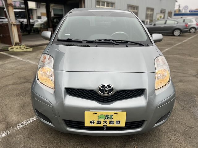 TOYOTA豐田 YARIS  第2張相片