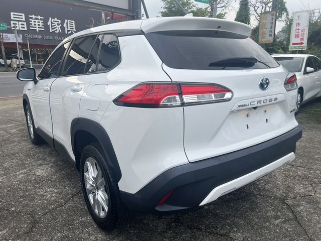 TOYOTA豐田 COROLLA CROSS HYBRID  第6張相片