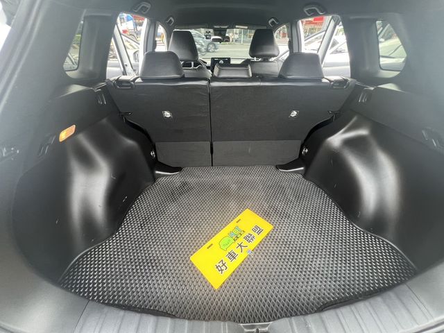 TOYOTA豐田 COROLLA CROSS HYBRID  第13張相片